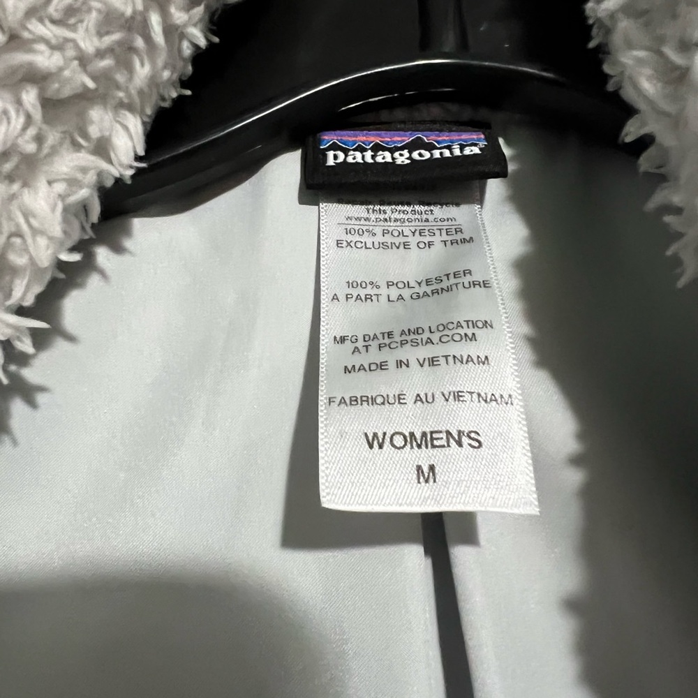 LAST CHANCE CLOSET CLOSING Patagonia Los Gatos Vest Grey - Picture 4 of 5